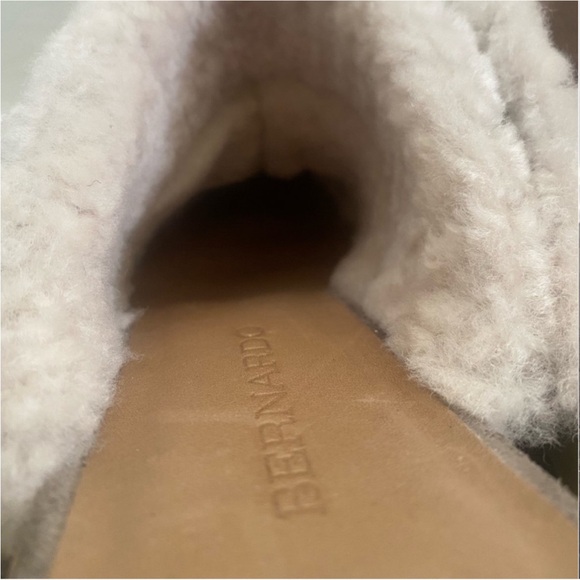 Bernardo Sky Suede Shearling Clogs Mules in Dusk - Picture 7 of 9
